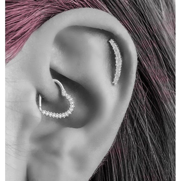 Piercing para Orelha Daith Coração em Prata com Zircônias - Banhado a ...
